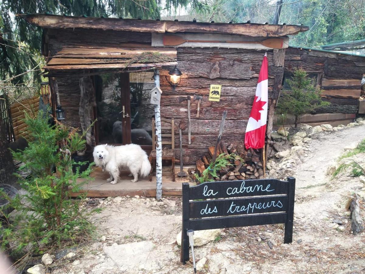 La Cabane Des Trappeurs Crepy-en-Valois Exterior photo